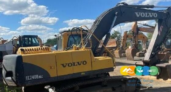 حفار فولفو للبيع بسعرلايقارن