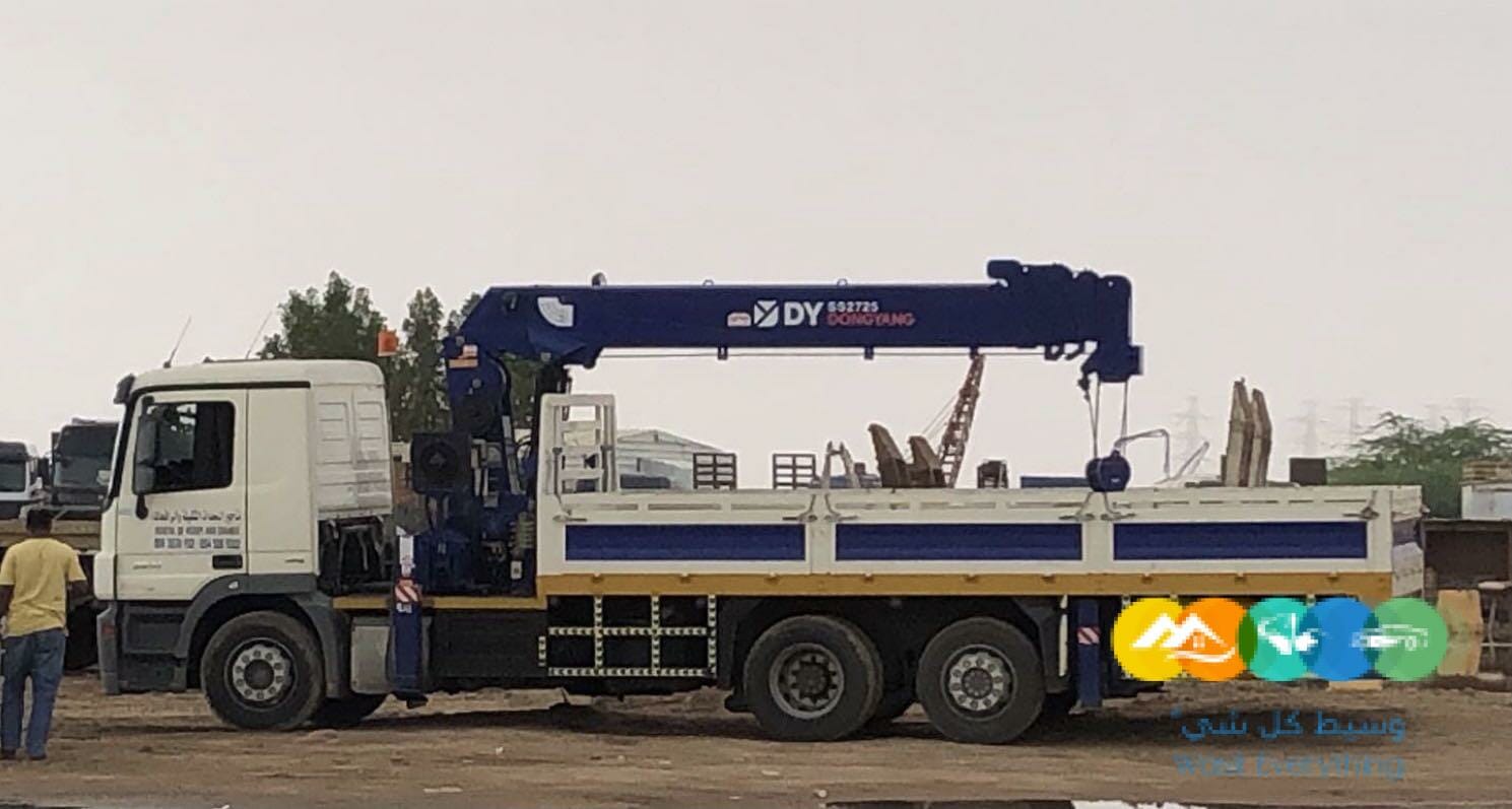 للايجار معدات ثقيلة ورافعات