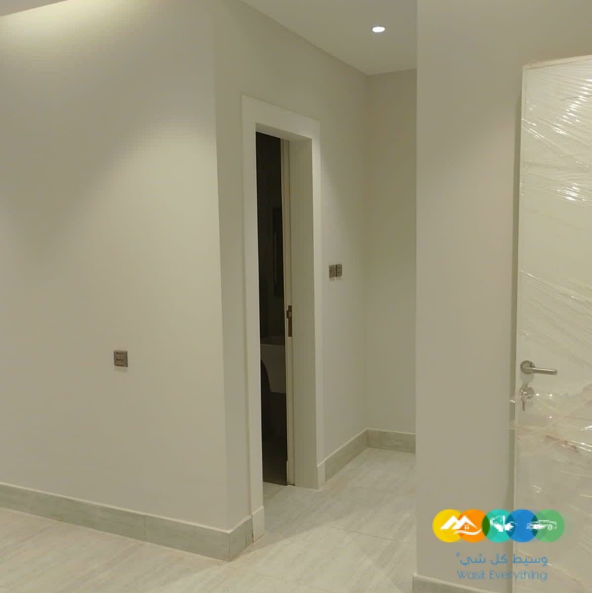 شقه للتاجير بعماره حي الريان