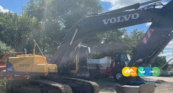 حفار فولفو للبيع بسعرلايقارن