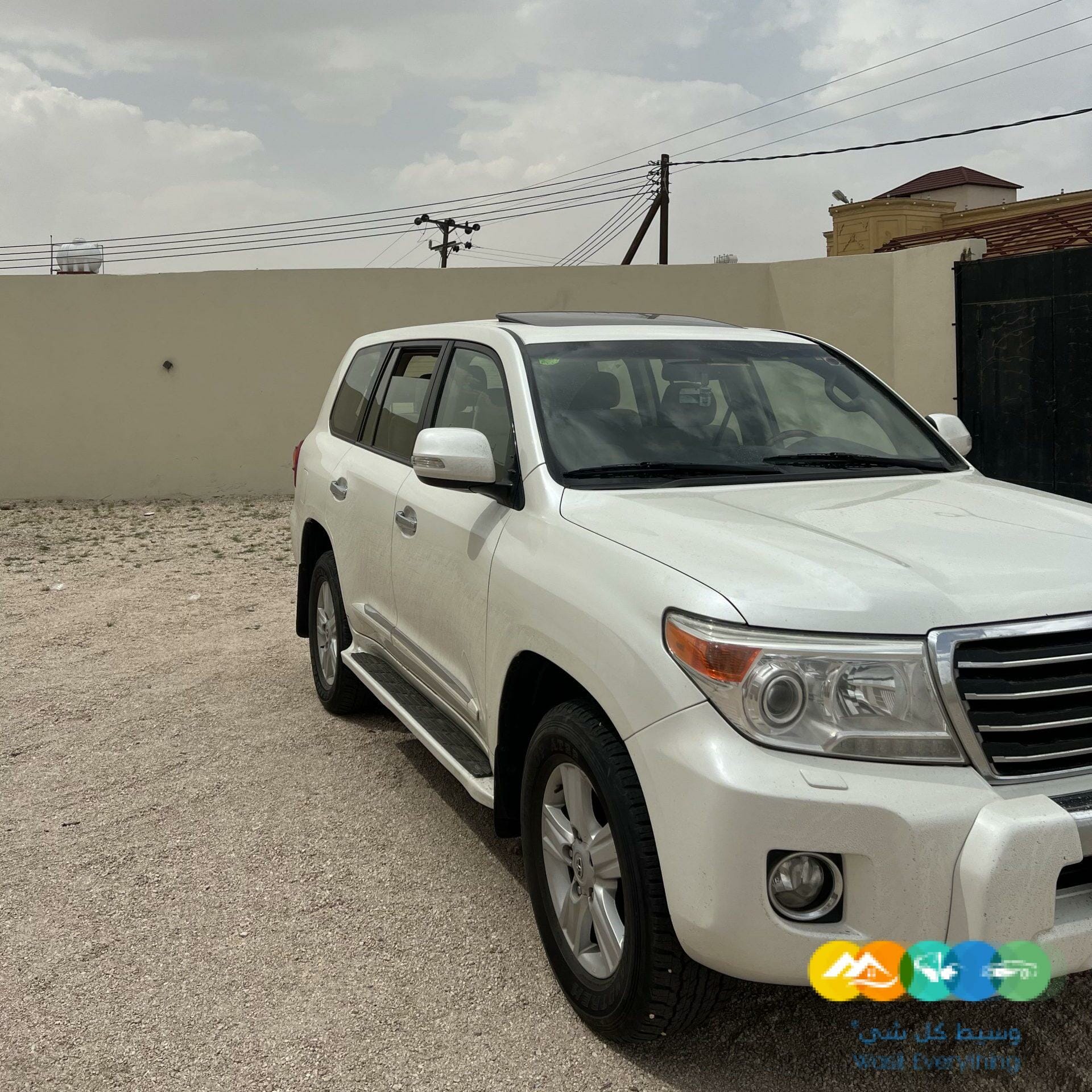 لاندكروزر 2014 فل كامل