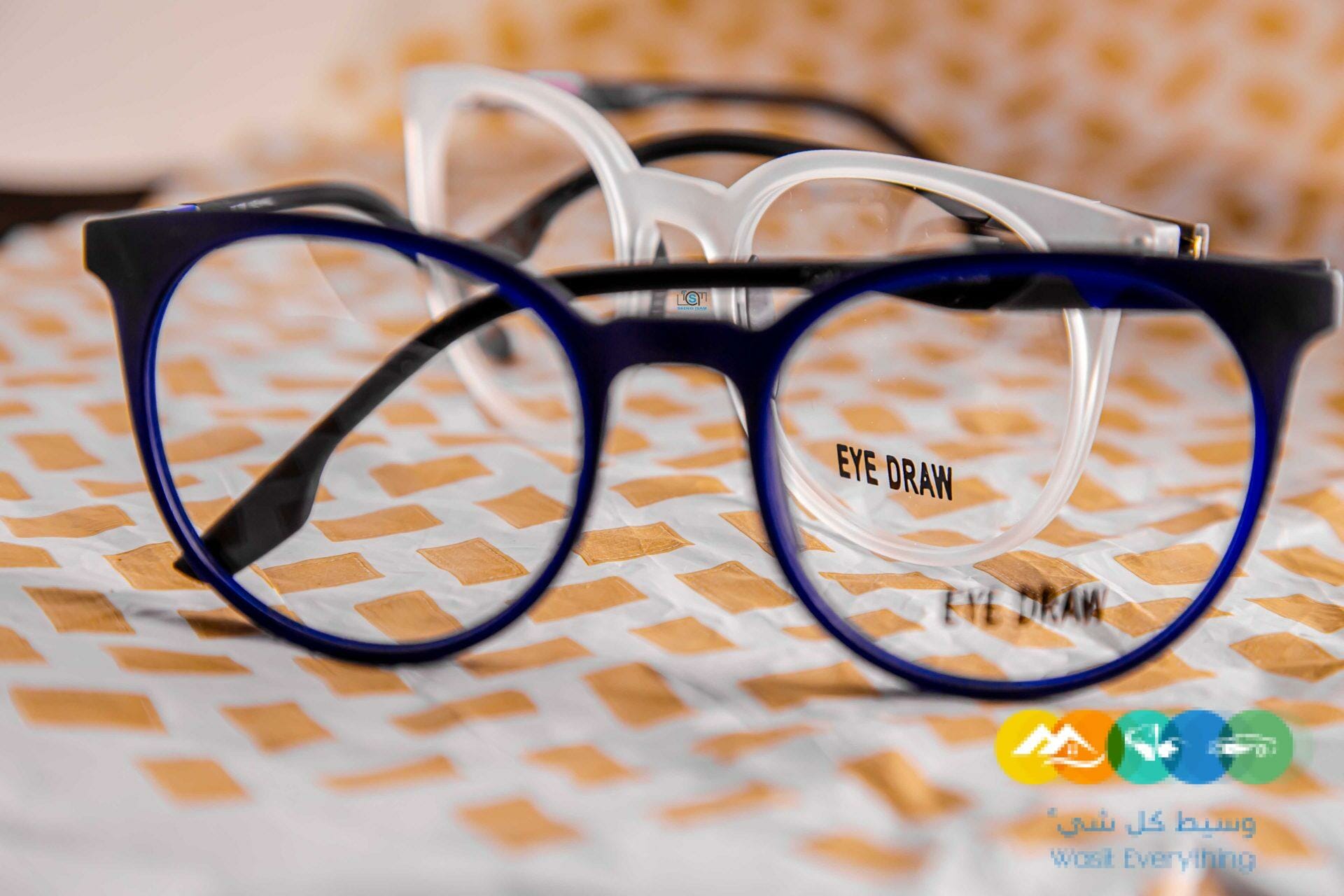 متجر رسم العين لبيع النظارات