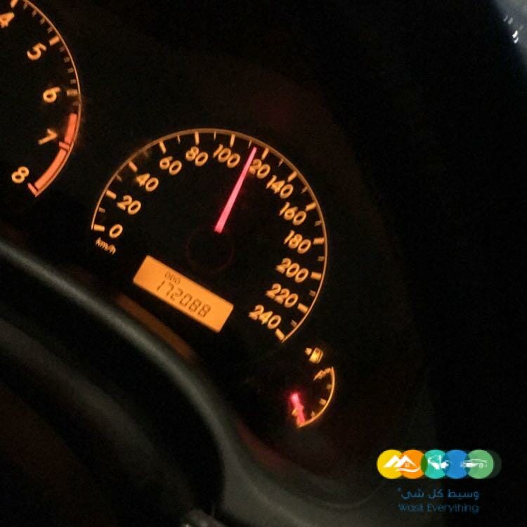 للبيع كورولا موديل 2011