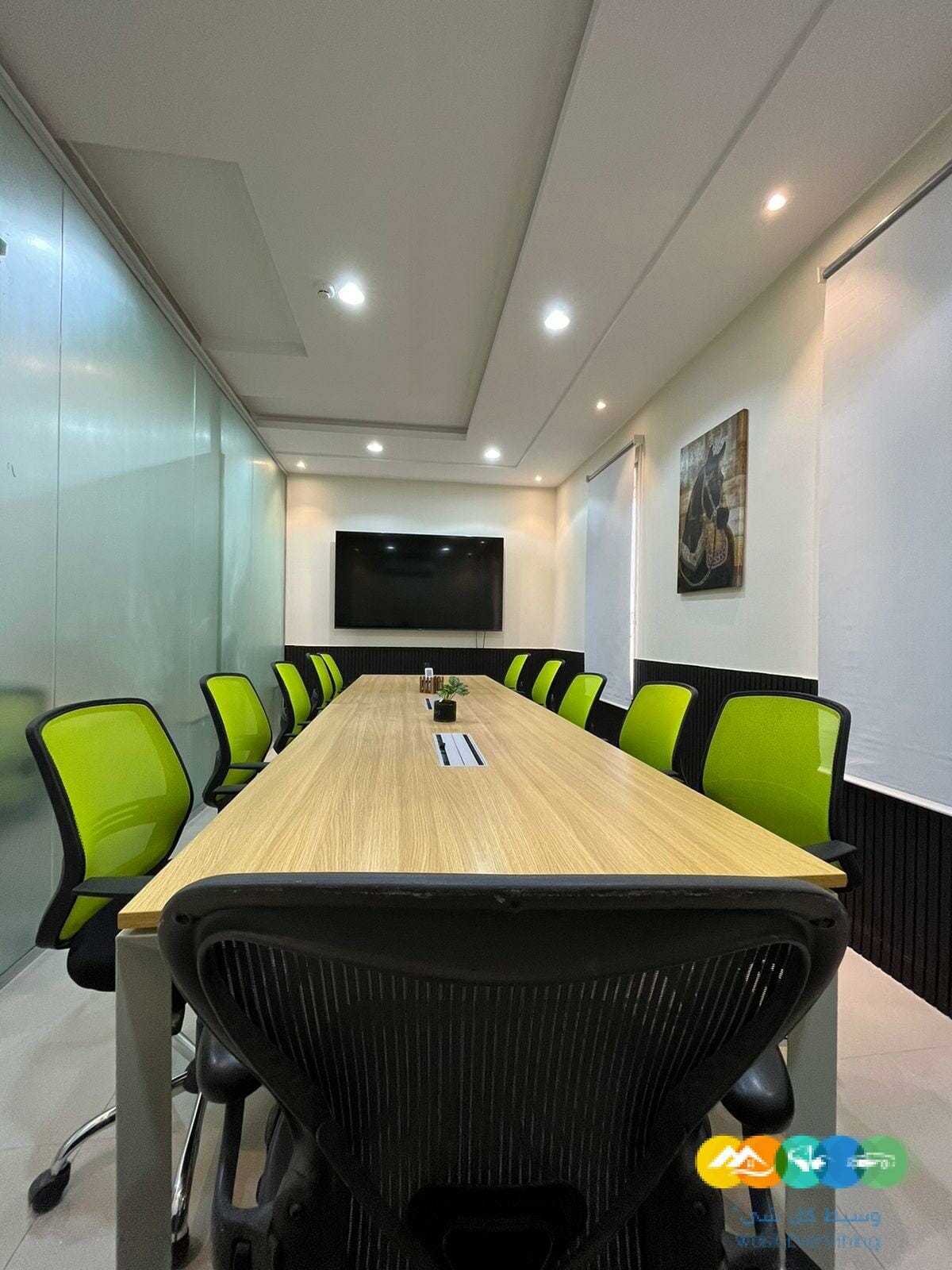 مكاتب مؤثثة للتأجير