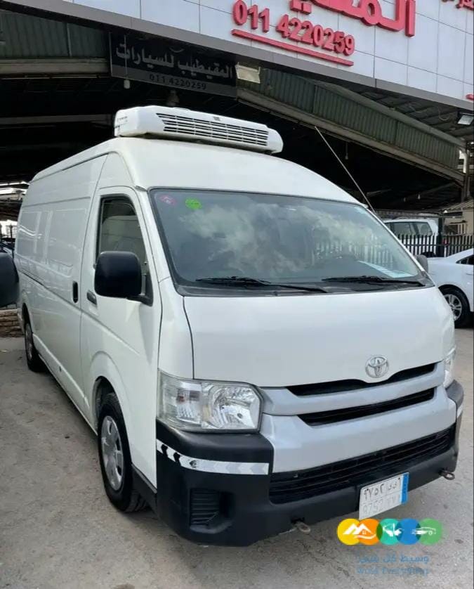 تويوتا باص ثلاجه سقف قبه نضيف