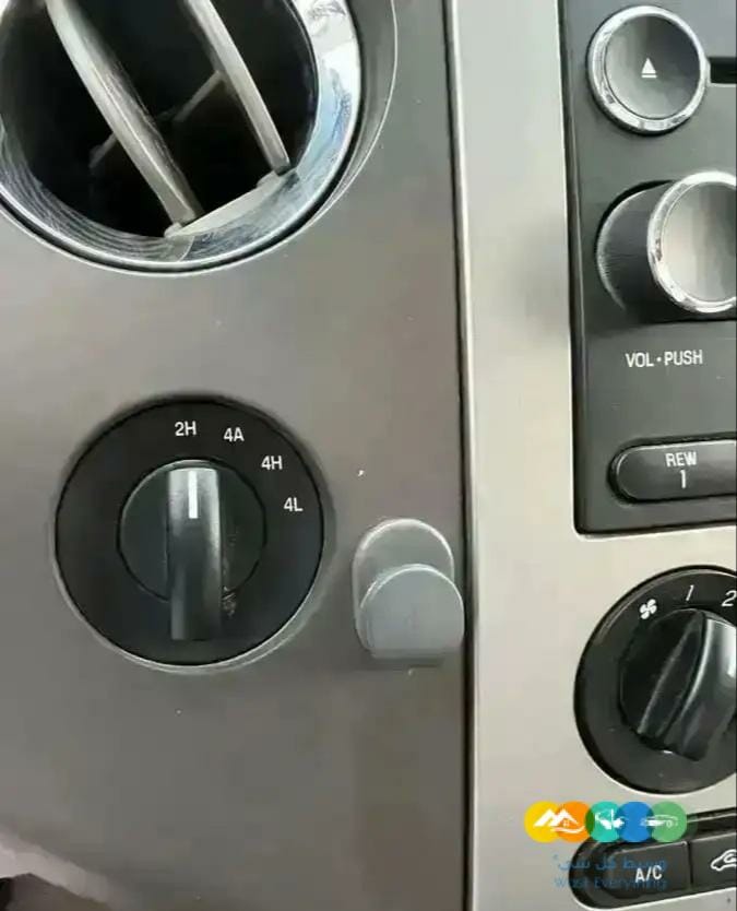 فورد اكسبديشن دبل نضيف جدا