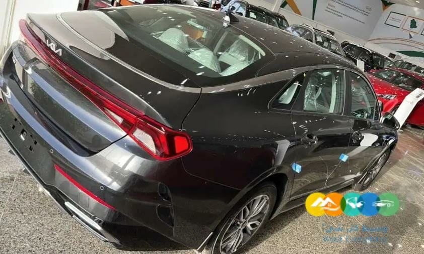 للببع كيا K5 موديل 2022