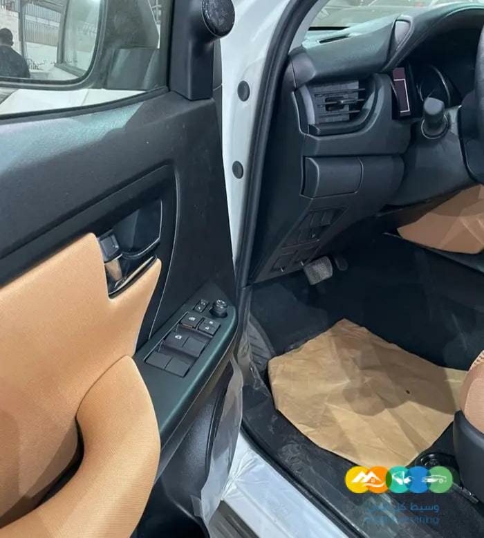 فورتشنر GX2 – 2022 اصفار