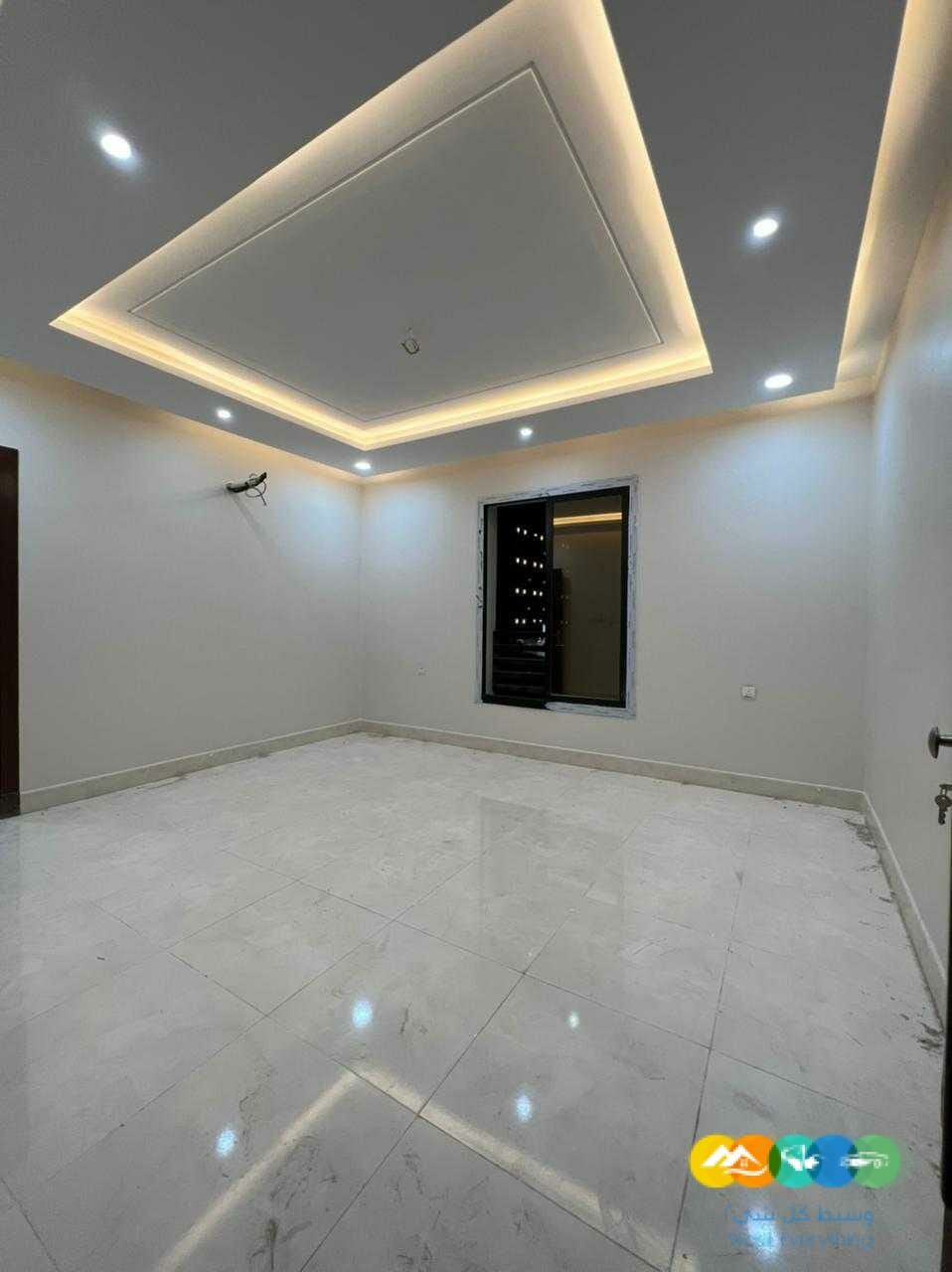 شقق كبيرة ٥ غرف وصالتين مساحة