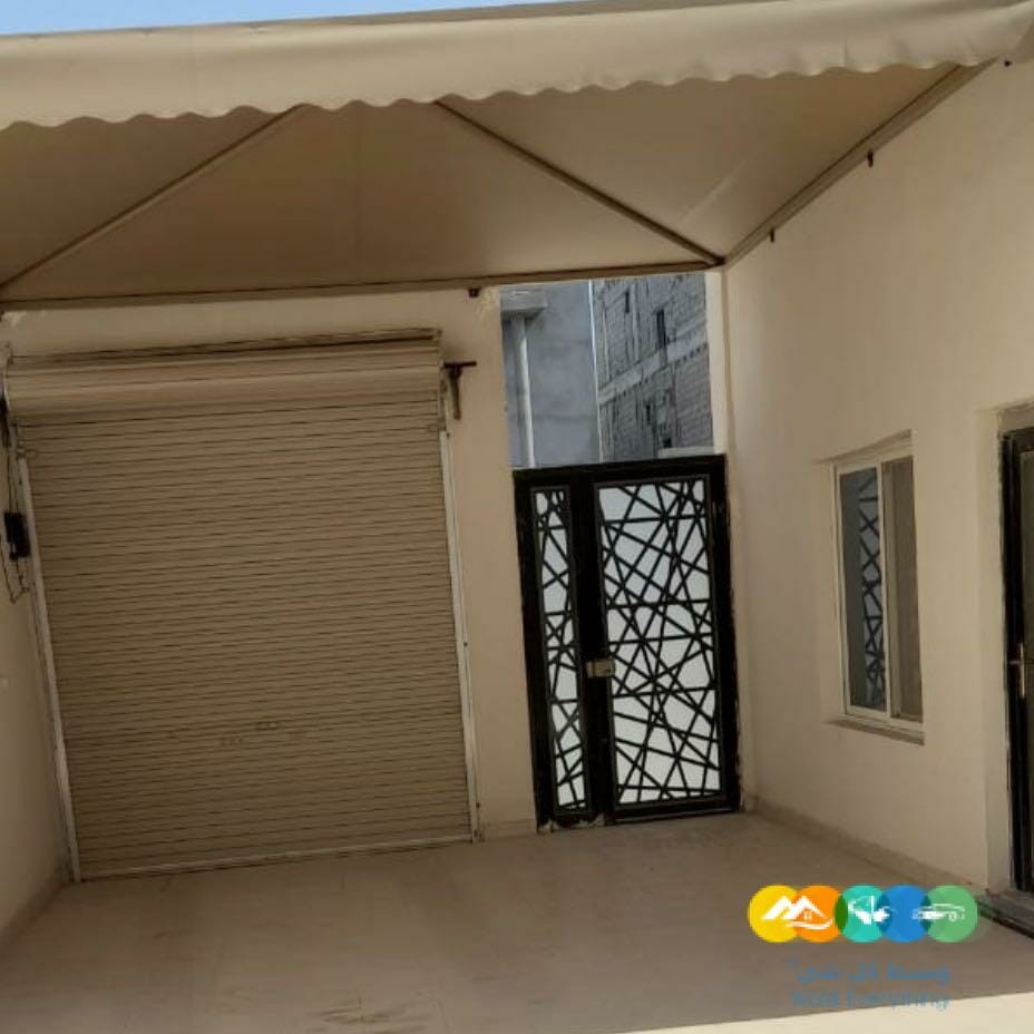 فله متصلة للبيع في الخبر