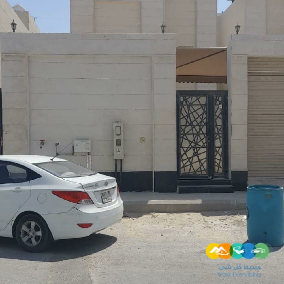 فله متصلة للبيع في الخبر