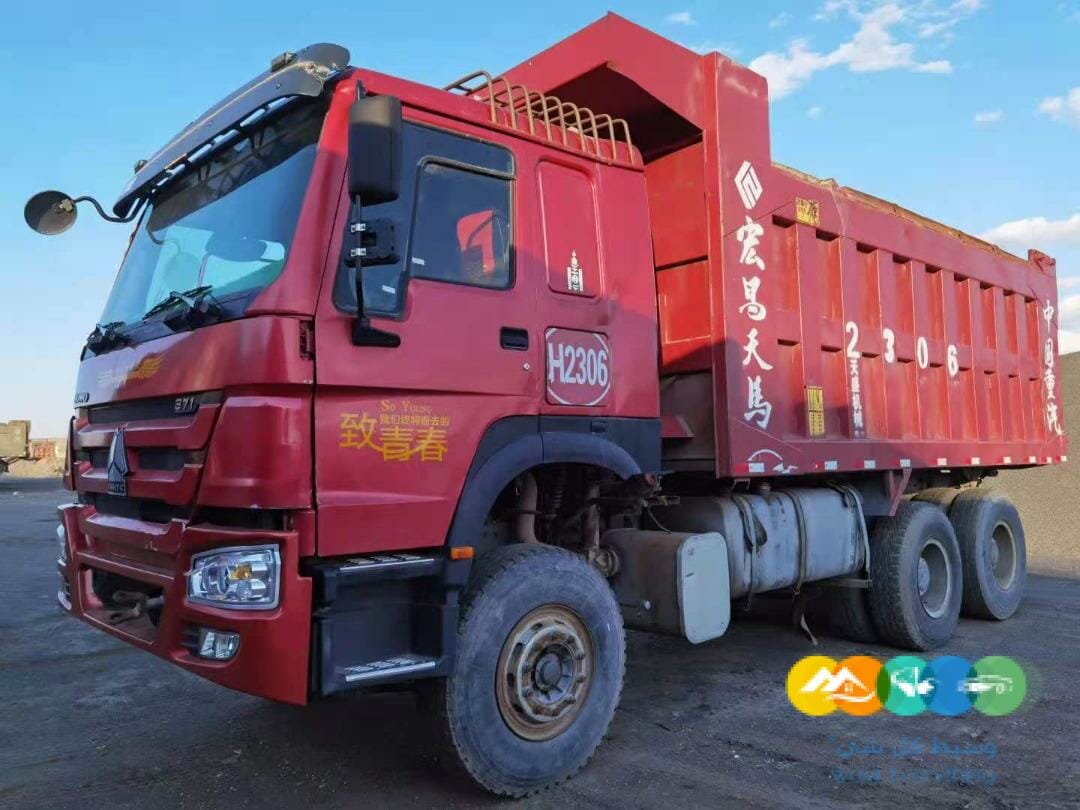 شاحنه howo قلاب للبيع