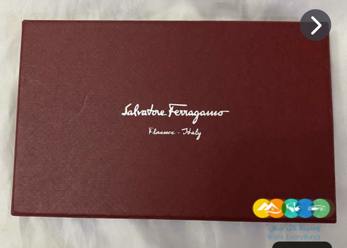 ميداليه جلد اسود مع فضي للرجال