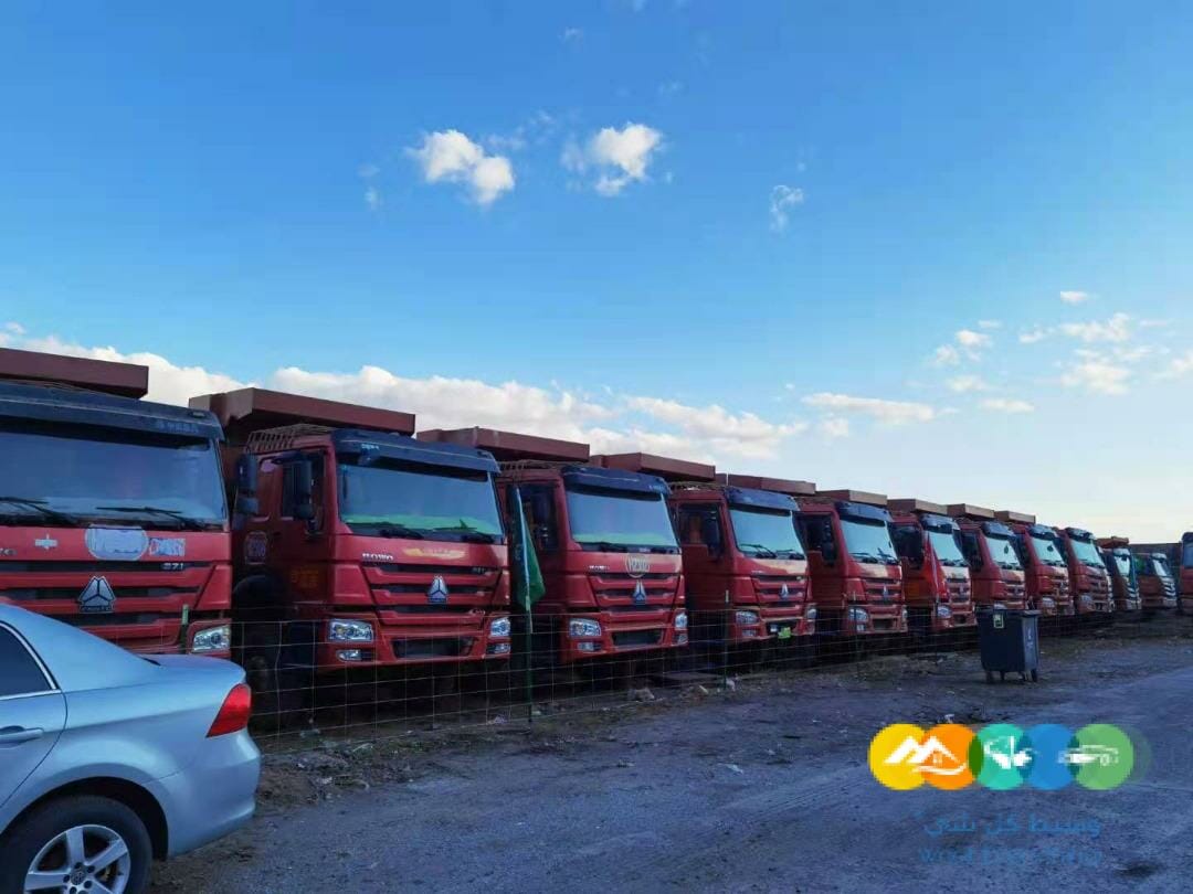 شاحنه howo قلاب للبيع