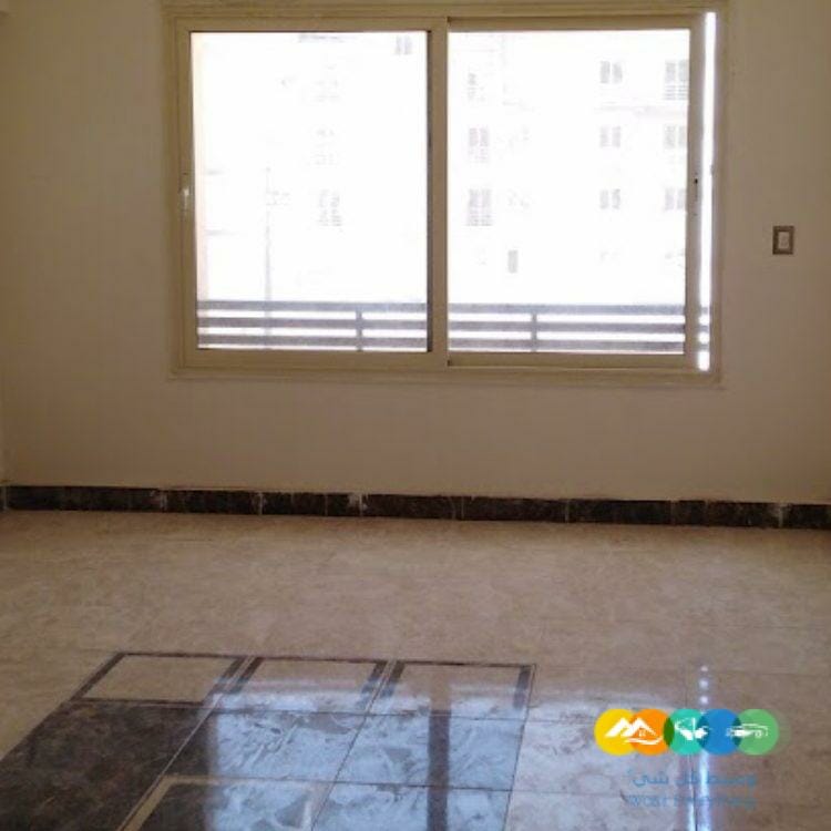 شقة لقطة للبيع وبسعر مميز بمصر