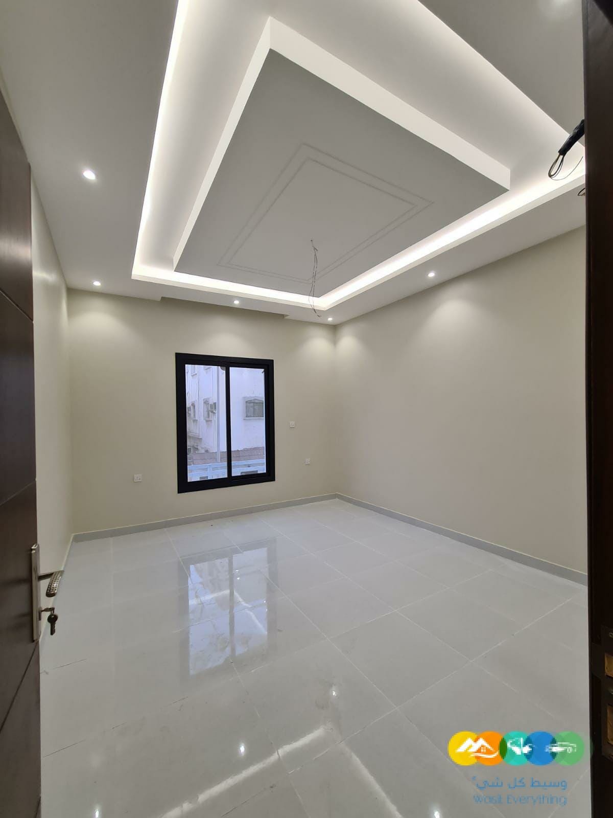 شقه فاخره 3غرف جديده لوكس لبيع