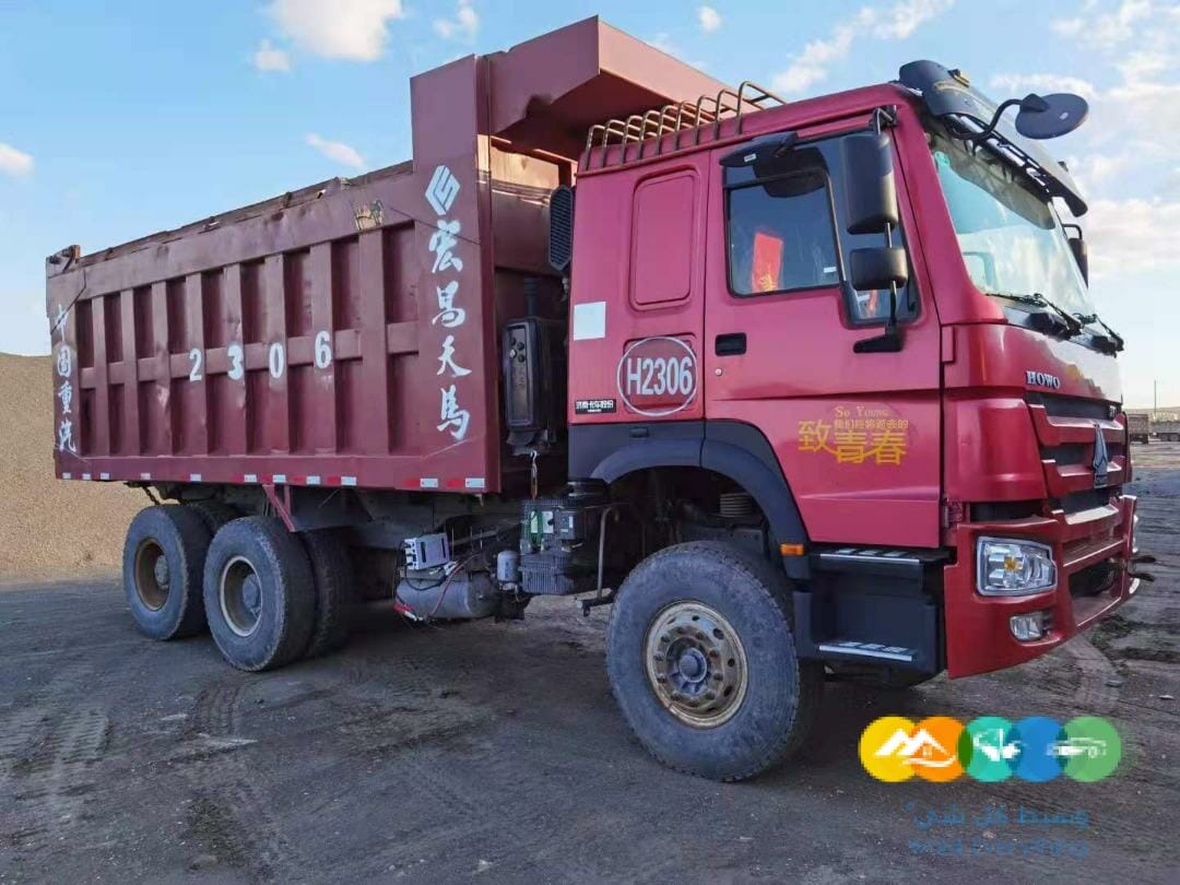 شاحنه howo قلاب للبيع