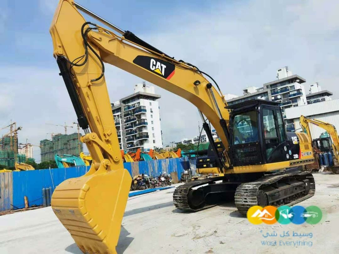 حفار كاتربلر 320D للبيع