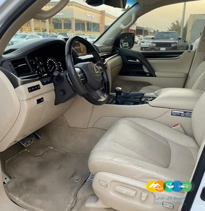 جيب لكزس 2016 LX