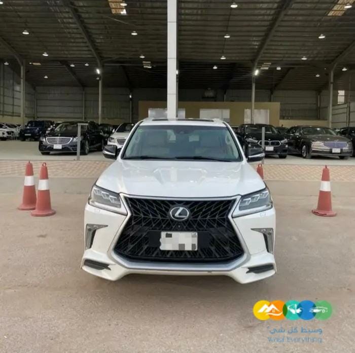 جيب لكزس 2016 LX