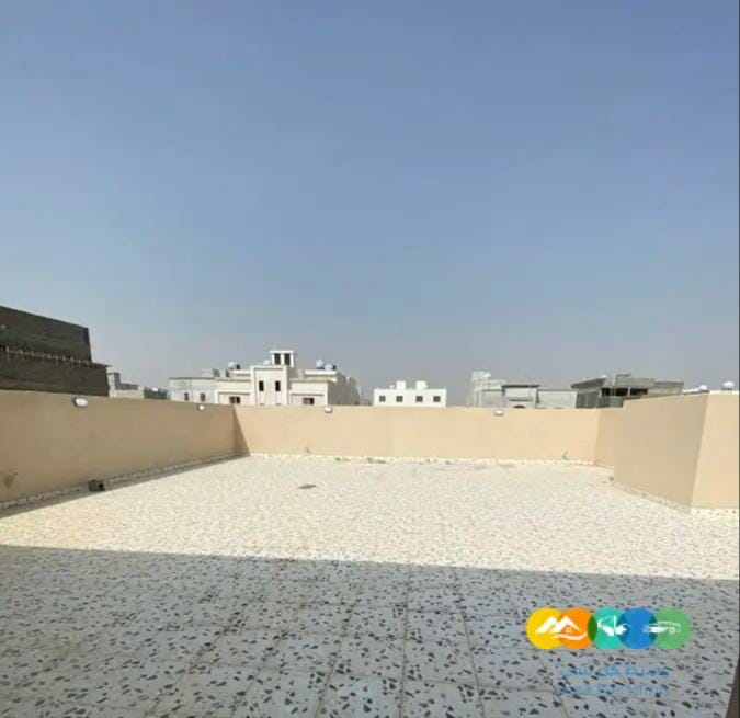 دور وملحق للبيع