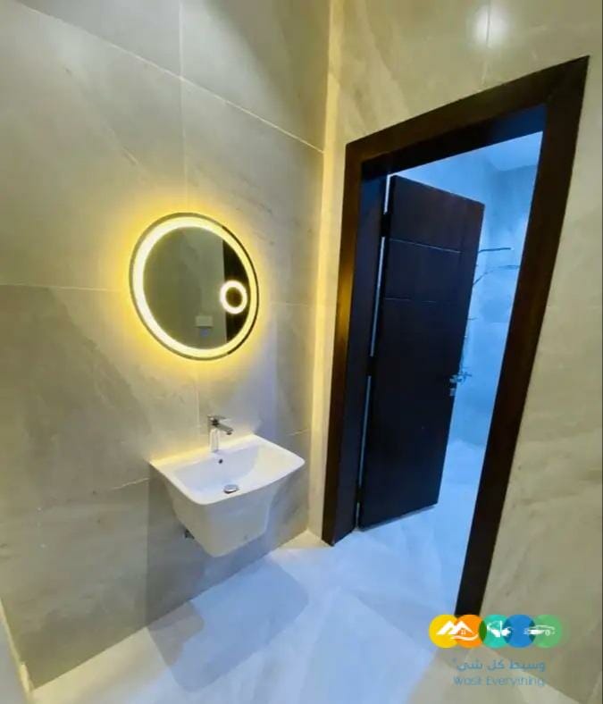 فلة مستقلة للبيع والتمليك