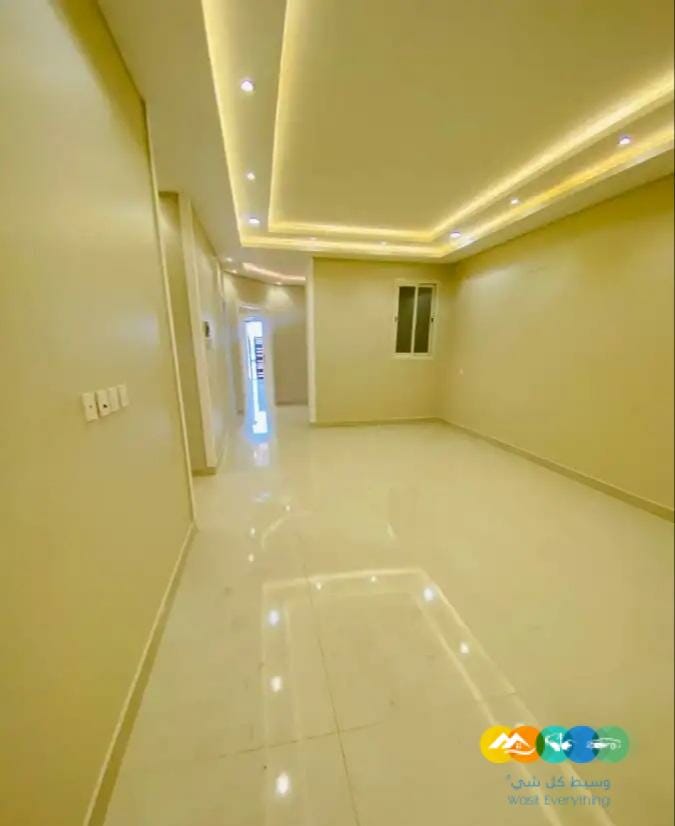 شقق ارضية مستقلة