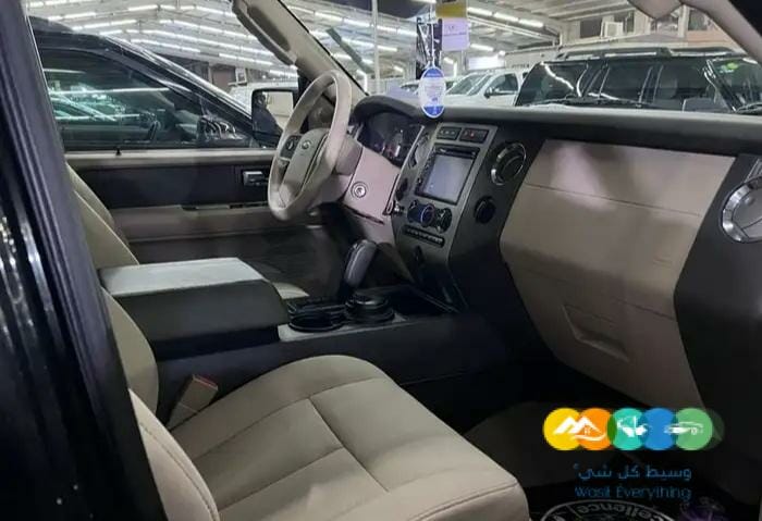 فورد اكسبديشن 2013 نضيف