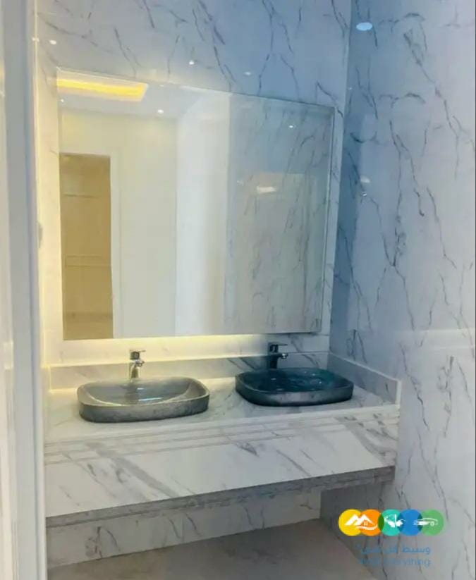 للبيع فيلا دورين وملحق