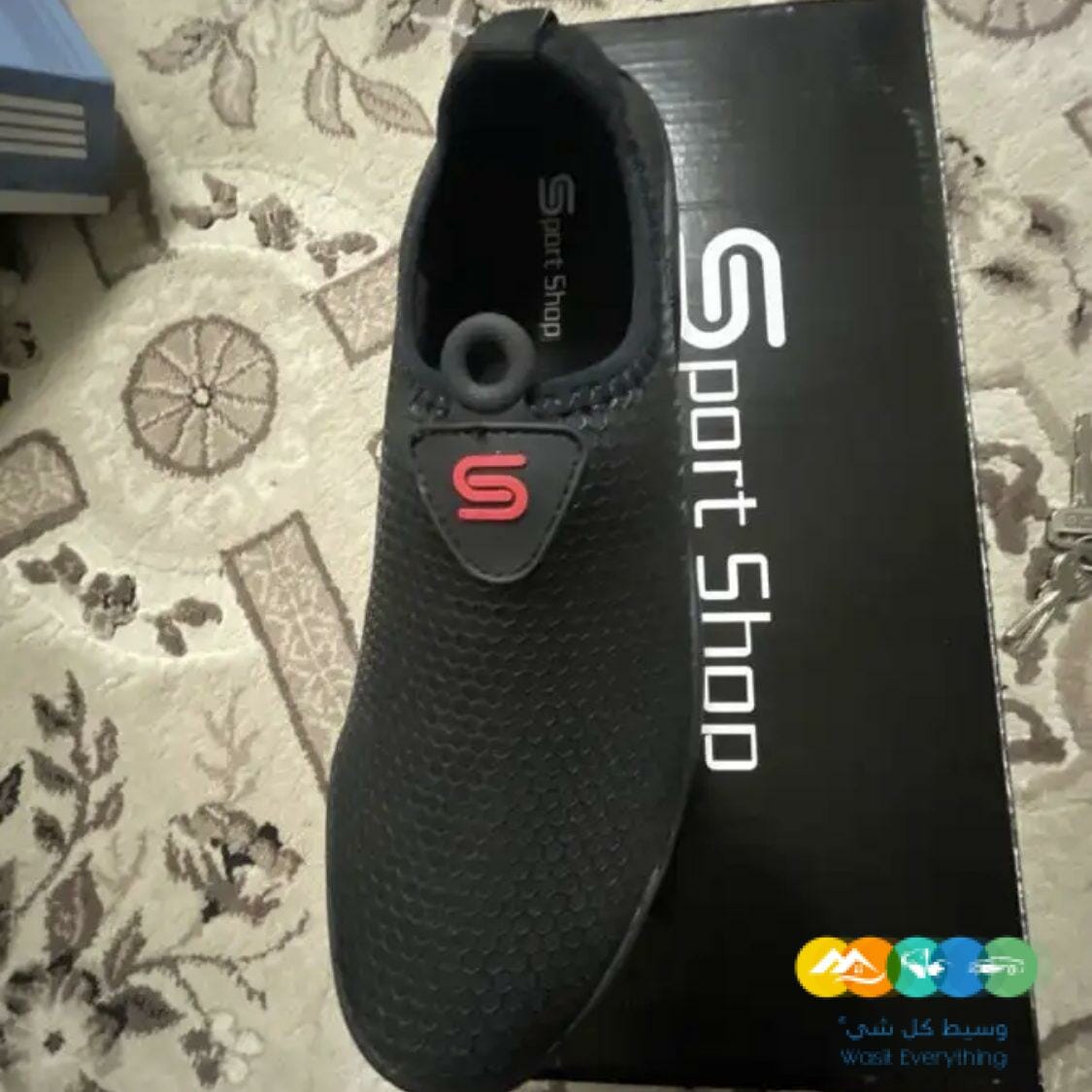 جزمة رياضية خفيفة ومريحه