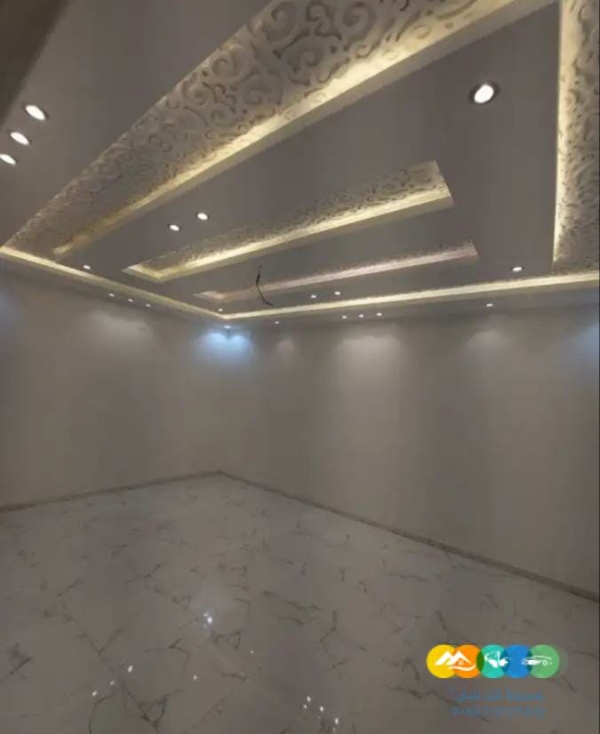 فيلا للبيع مساحه 460 م