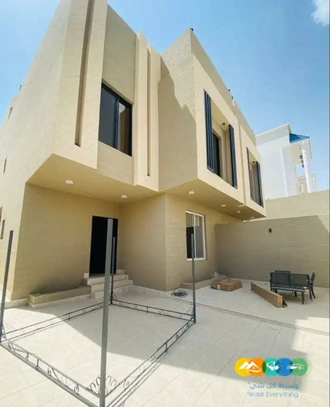 فلل على شارعين للبيع والتمليك