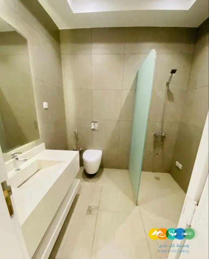 فلل راقيه للبيع بموقع مميز