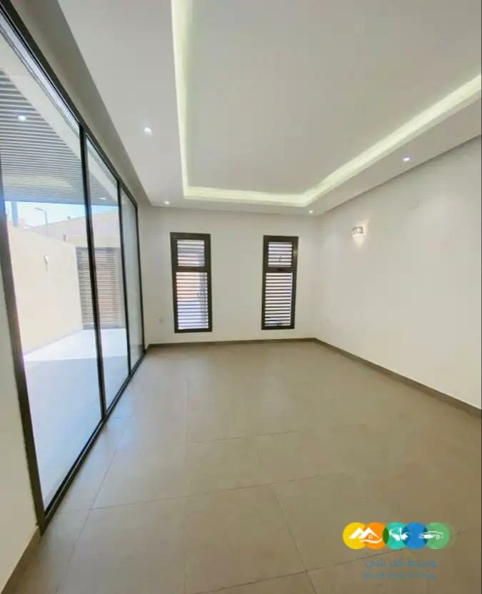 فلل راقيه للبيع بموقع مميز