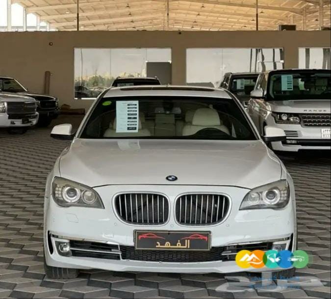 بي ام 2009 حجم 740 / تم البيع