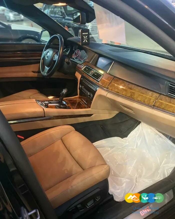 بي ام دبليو 2015 _ 730 / مباعة