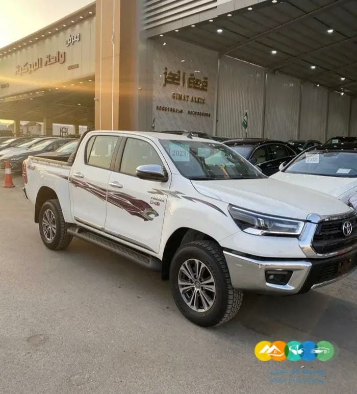 هايلوكس 2023 ديزل 2400 S_GLX