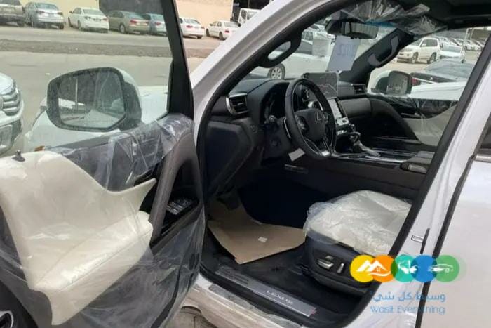 لكزس 2022 LX600 – BB