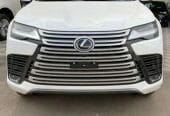لكزس 2022 LX600 – BB