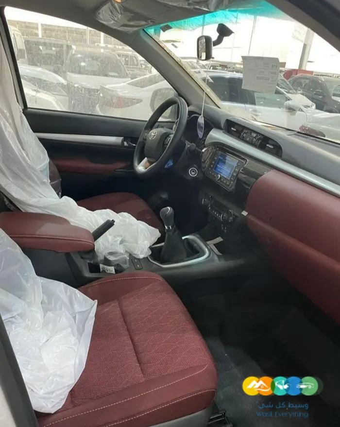 هايلوكس 2022 GLX2 جنوط بنزين