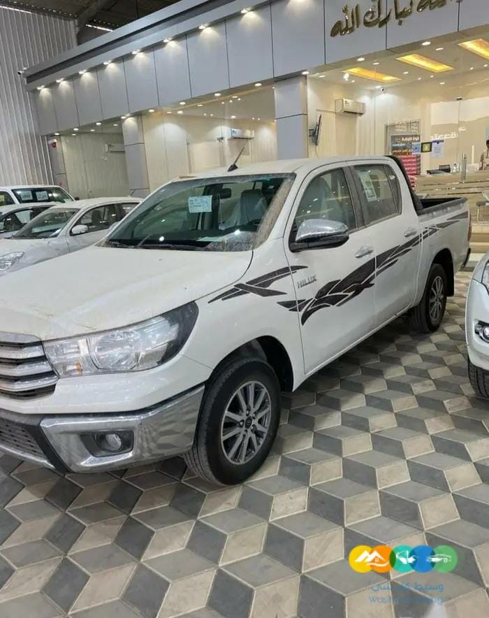 هايلوكس 2022 GLX2 جنوط بنزين