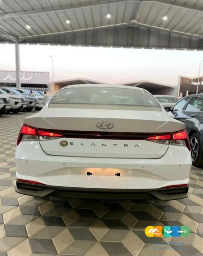 هونداي النترا 2023 ستاندر 1600