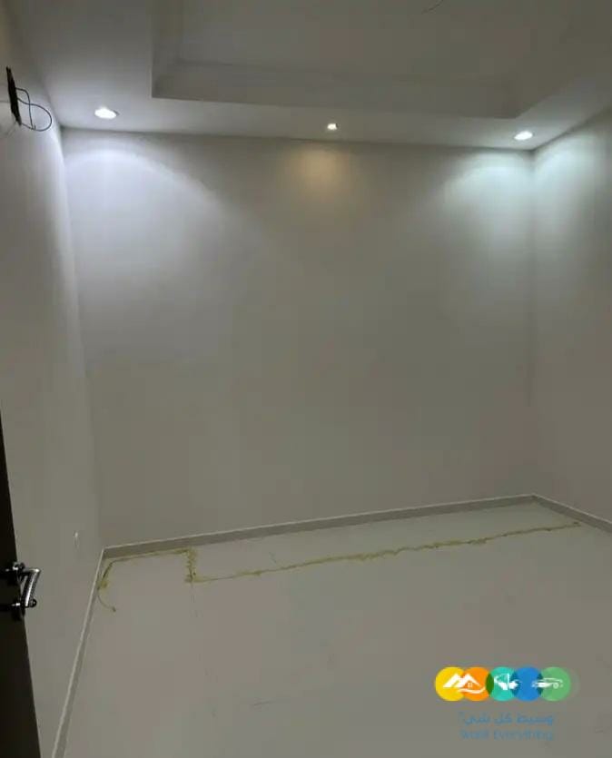 للايجار دور ارضي / تاجير