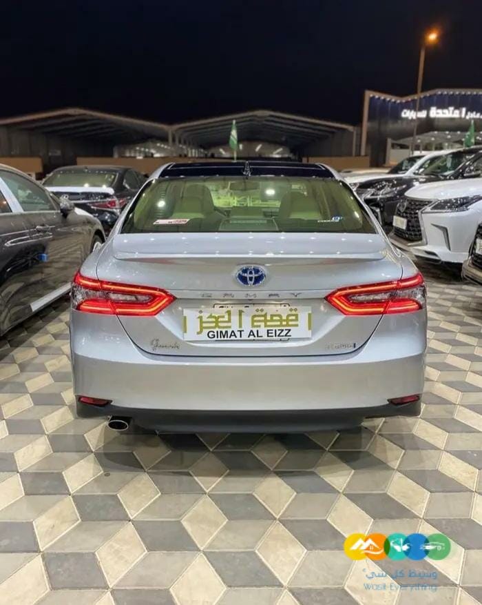 كامري جراندي هايبرد 2022