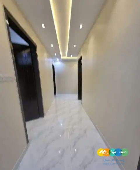 دور وثلاث شقق بحي بدر المزيني