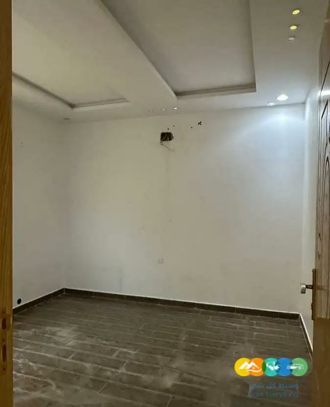 للايجار دور ارضي طويق / منتهي