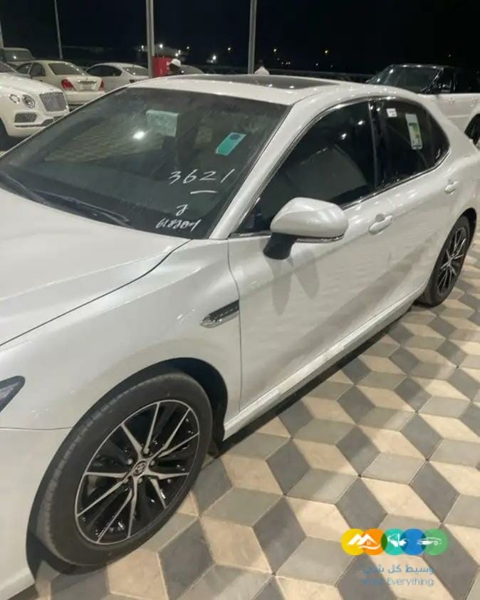 كامري 2023 4 سلندر se عرض خاص