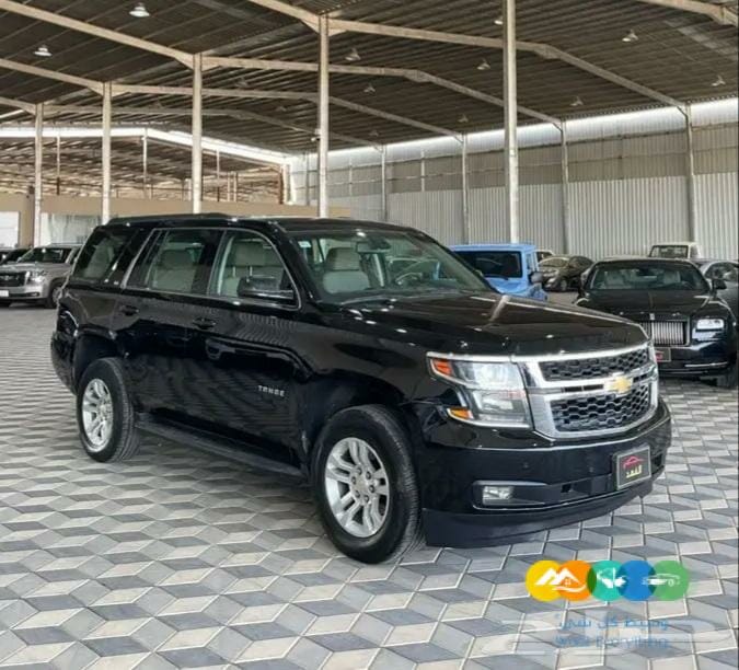 للبيع تاهو LS دبل موديل 2015