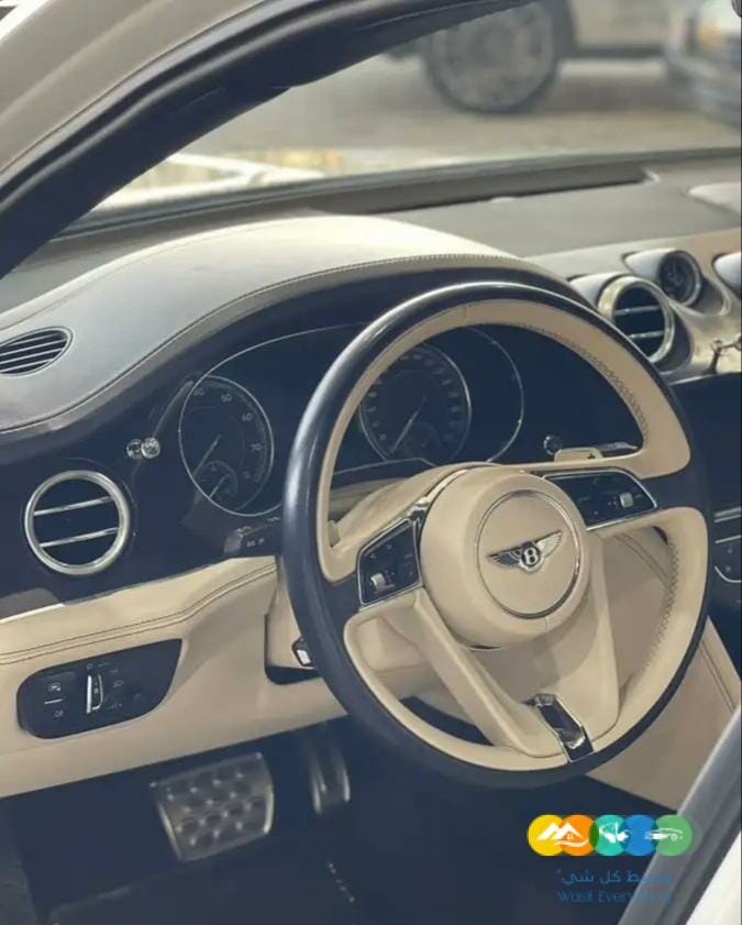 بنتياقا 2017 فل V12 / تم البيع