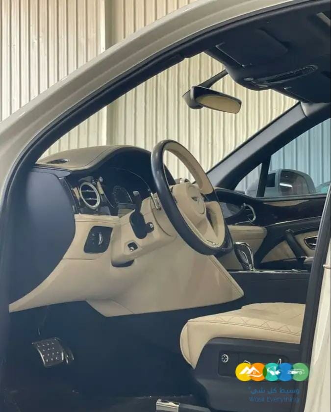 بنتياقا 2017 فل V12 / تم البيع